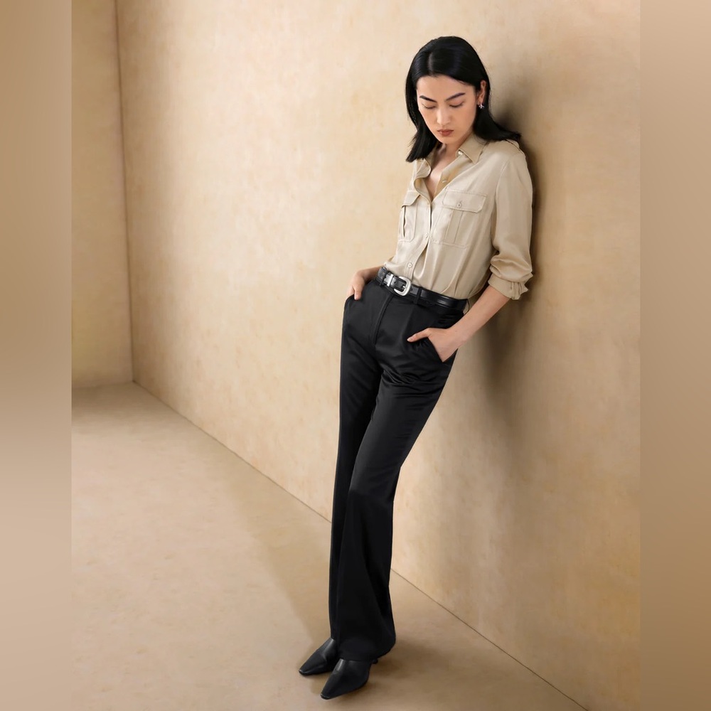 LILYSILK The Albo Micro-Flare Pants - Picture 2 of 9